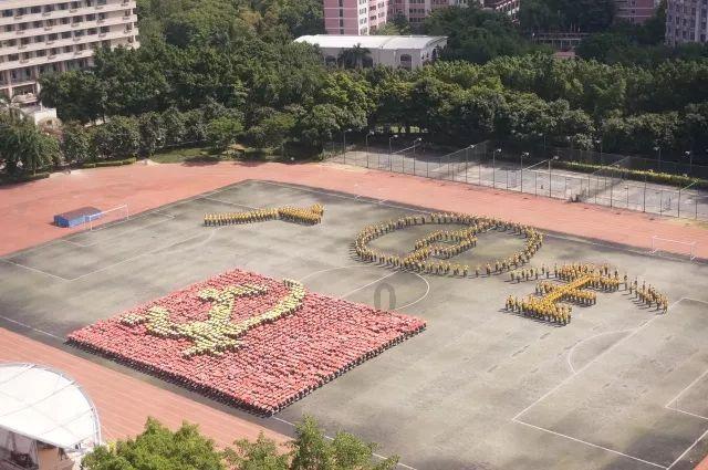 《黑土无言》刻意扮丑演顶级女杀手被关注,演技真的好